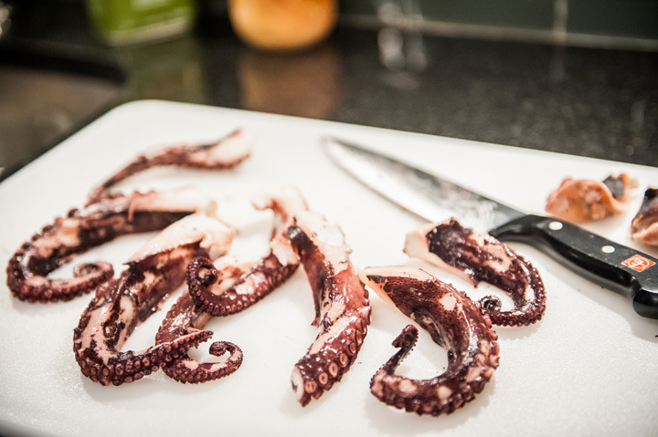Octopus-salami-sliced-octopus.jpg