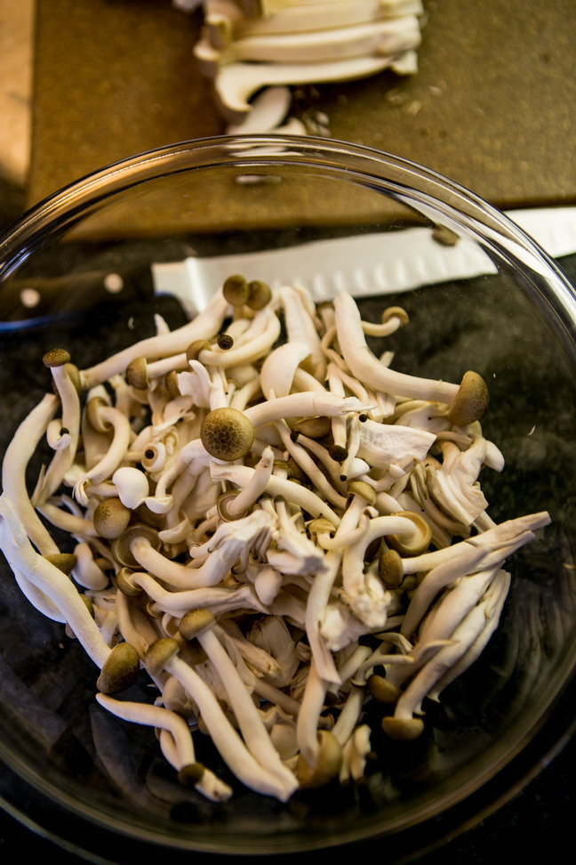 Arugula-pesto-prosciutto-mushroom-open-tart-mushrooms.jpg