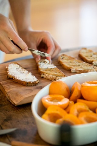 apricot-crostini-with-goat-cheese-prosciutto-spread-goat-cheese-over-crostinis
